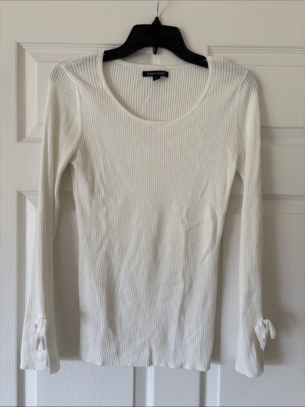 41 Hawthorn White Ribbed Long Sleeve Scoop Neck Top with Cuff Bows